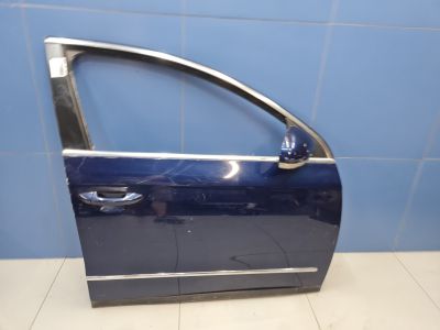 Дверь правая передняя для Volkswagen Passat B6 2005-2010
