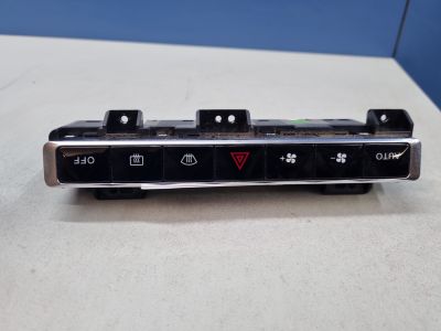 Блок управления климатической установкой для Hongqi H5 2022-
