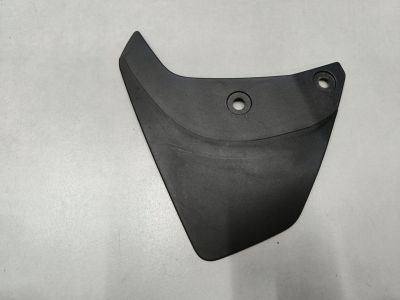 Брызговик передний правый для Tesla Model Y 2019-