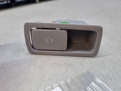 Кнопка открывания двери правой для Aito M9 2023-