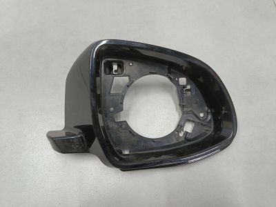Рамка зеркала правого для BMW X7 G07 2018-