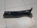 Планка под лобовое стекло (Жабо) левая для Toyota Avensis T25 2003-2008
