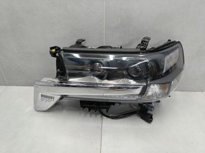 Фара левая для Toyota Land Cruiser 200 2008-