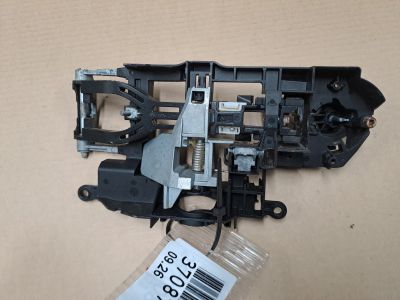 Кронштейн ручки двери правой для BMW 7 F01 F02 2008-2015