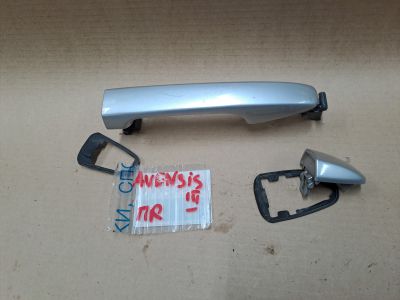 Ручка двери нaружная правая передняя для Toyota Avensis T27 2008-2018