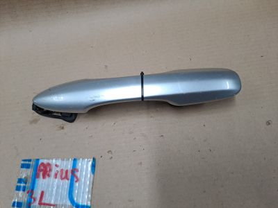 Ручка двери нaружная задняя левая для Toyota Prius W50 2015-