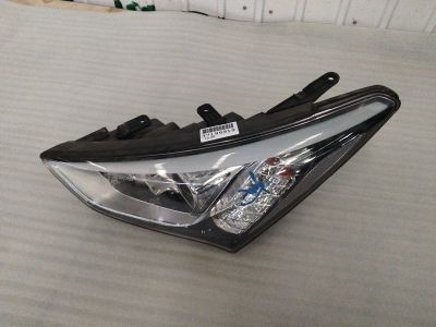 Фара левая для Hyundai Santa Fe DM 2012-2018