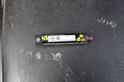 Усилитель антенны для Volkswagen Golf 7 2012-2020