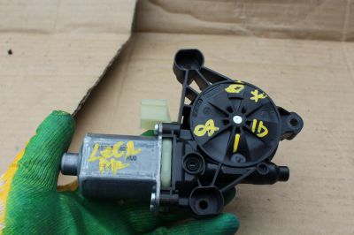 Моторчик стеклоподъёмника передний правый для Seat Leon 5F0 2013-2020