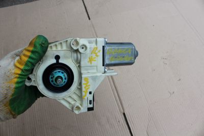 Моторчик стеклоподъёмника передний левый для Land Rover Range Rover Sport 2005-2012