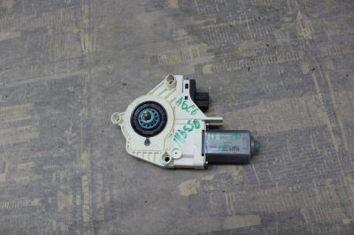 Моторчик стеклоподъёмника передний правый для Audi A6 C6 2004-2011