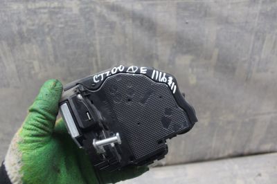 Замок двери задней правой для Lexus CT 200H 2010-2018