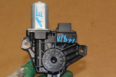 Моторчик стеклоподъёмника задний правый для Volvo V40 (V40 Cross Country) 2012-