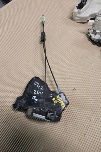 Замок двери передней правой для Suzuki Grand Vitara 2005-2015