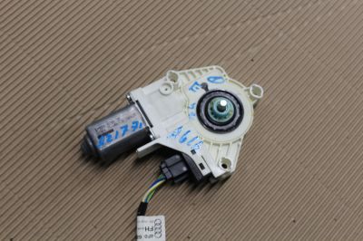 Моторчик стеклоподъёмника задний правый для Audi A6 C6 2004-2011