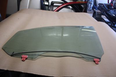 Стекло двери передней левой для Infiniti QX56 JA60 2004-2009