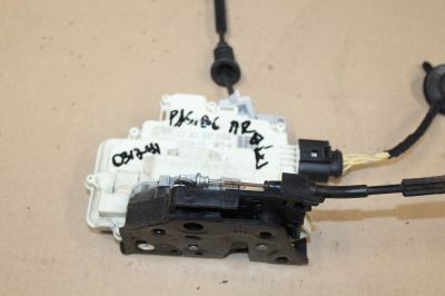 Замок двери передней правой для Volkswagen Touareg 2010-2018