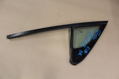 Стекло двери передней правой для Audi Q7 4M 2015-