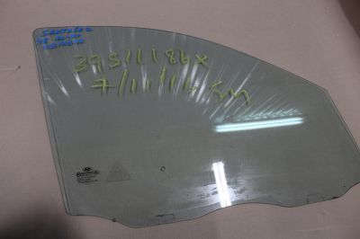 Стекло двери передней правой для Hyundai Santa Fe CM 2005-2012