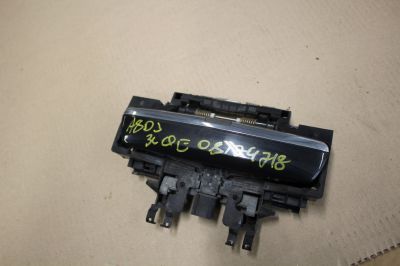 Ручка двери нaружная для Audi A8 S8 D3 2002-2010