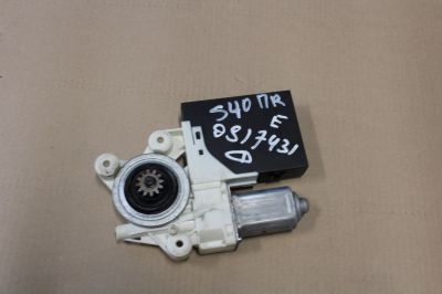 Моторчик стеклоподъёмника передний правый для Volvo V50 2004-2012