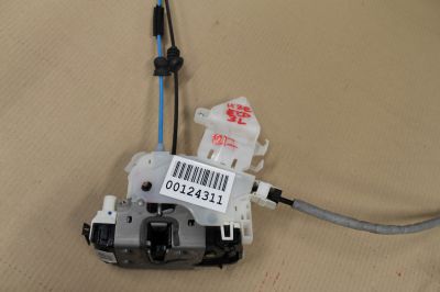 Замок двери задней левой для Mercedes E-klasse W212 2009-2016