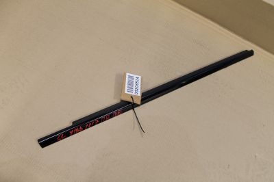 Молдинг стекла передней правой двери для Mercedes GL-klasse X166 GL GLS 2012-