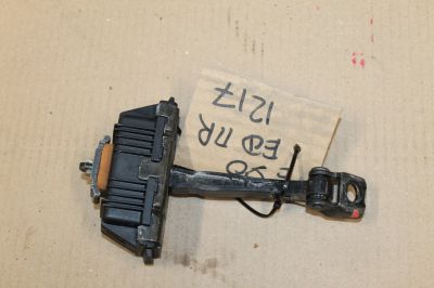 Ограничитель двери передней правой для BMW 3 E90 2005-2013