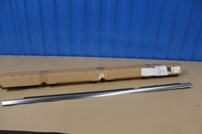 Молдинг стекла задней правой двери для Mercedes GL-klasse X166 GL GLS 2012-