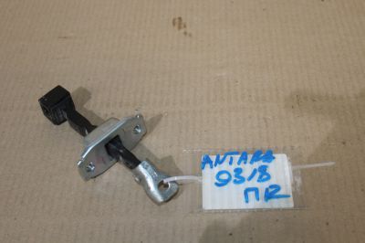 Ограничитель двери передней для Opel Antara 2007-2015