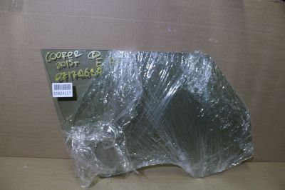 Стекло двери передней правой для Mini Clubman F54 2015-2021