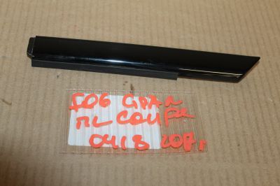 Молдинг стекла передней левой двери для BMW 6 F06 Grand Coupe 2011-2017