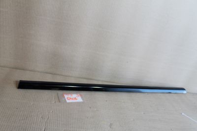 Молдинг стекла задней левой двери для Mercedes CLA-klasse C117 2013-2019