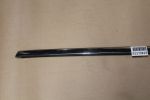Молдинг стекла передней левой двери