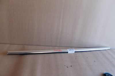 Накладка стекла передней левой двери для Mercedes C-klasse W205 2014-