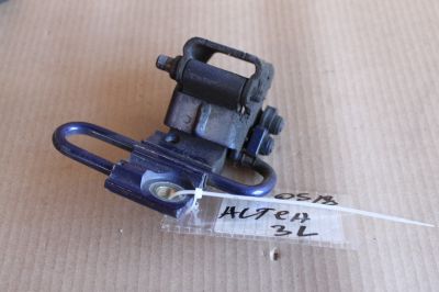 Петля двери задней левой нижняя для Seat Altea 2004-2015