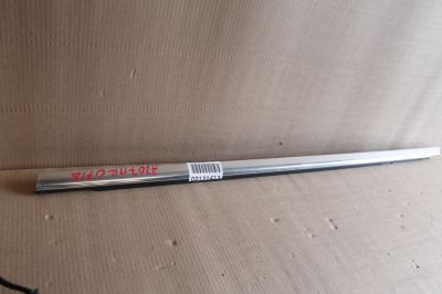 Накладка стекла передней левой двери для Mercedes C-klasse W205 2014-