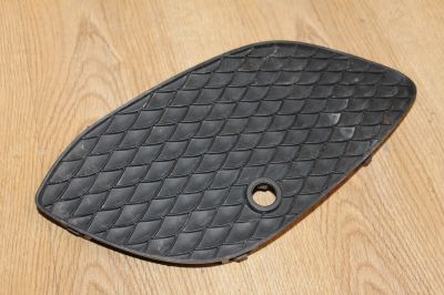 Решётка в бампер левая для Mercedes GLC-klasse X253 2015-