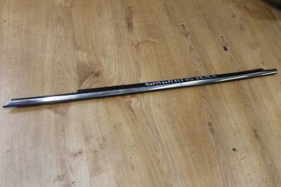 Накладка стекла передней левой двери для Maserati Quattroporte 5 2003-2012