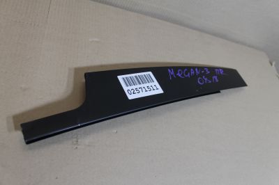 Накладка рамки двери передней правой для Renault Megane 3 2009-2016