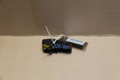 Кронштейн бампера заднего правый для Toyota Auris E15 2006-2012