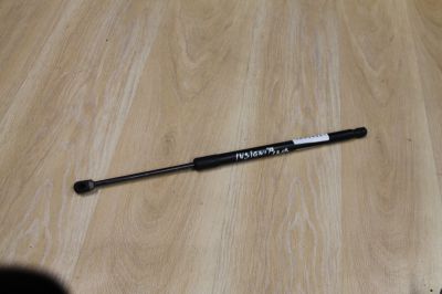 Амортизатор двери багажника для Opel Insignia 2008-2017