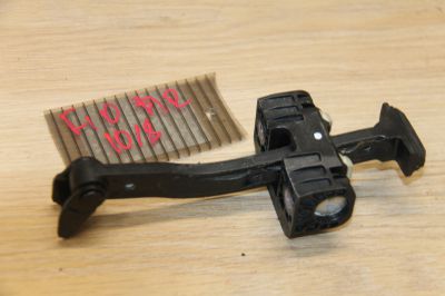 Ограничитель двери передней правой для BMW 5 F10 2009-2017