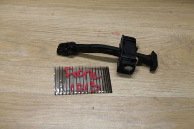 Ограничитель двери передней левой для BMW 5 F10 2009-2017