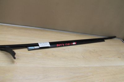 Молдинг стекла передней правой двери для Audi A6 S6 C7 2011-2018