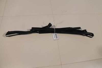 Уплотнитель стекла двери задний левый для Mercedes GL-klasse X166 GL GLS 2012-