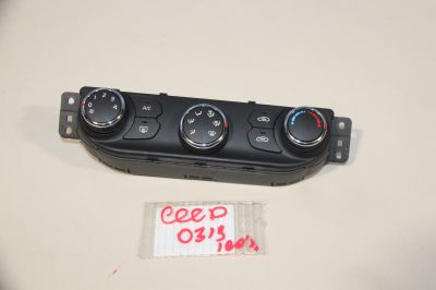 Блок управления климатической установкой для KIA Ceed 2012-2018