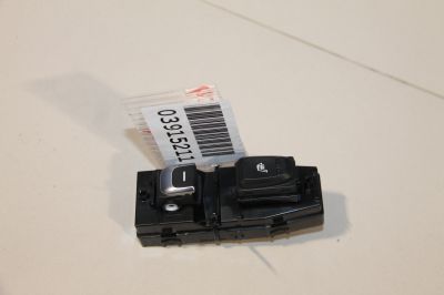 Кнопка стеклоподъемника задней правой двери для KIA Sportage 2015-2021