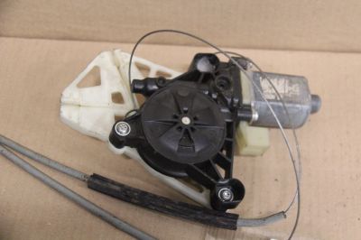 Моторчик стеклоподъёмника передний правый для Audi A4 B9 2015-