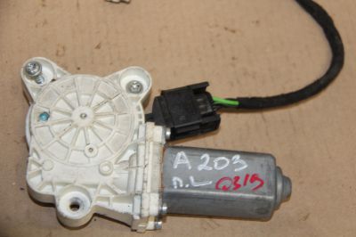 Моторчик стеклоподъёмника передний левый для Mercedes C-klasse W203 2000-2008